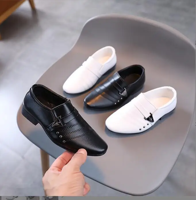 Children Leather Shoes for Boys Toddlers Big Kids Slip-on Flats Classic Soft Fashion for Wedding Party Performance 21-36 Autumn
Children Leather Shoes for Boys Toddlers Big Kids Slip-on Flats Classic Soft Fashion for Wedding Party Performance 21-36 Autumn
