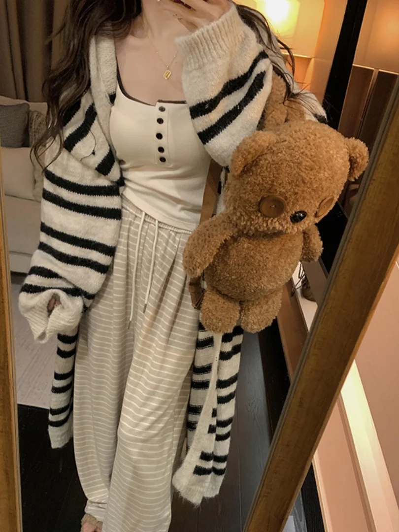 Gagarich длинный свитер в корейском стиле с капюшоном в полоску, женский свитер, новинка 202, ранняя осень, свободный и ленивый вязаный кардиган, топ
Gagarich длинный свитер в корейском стиле с капюшоном в полоску, женский свитер, новинка 202, ранняя осень, свободный и ленивый вязаный кардиган, топ