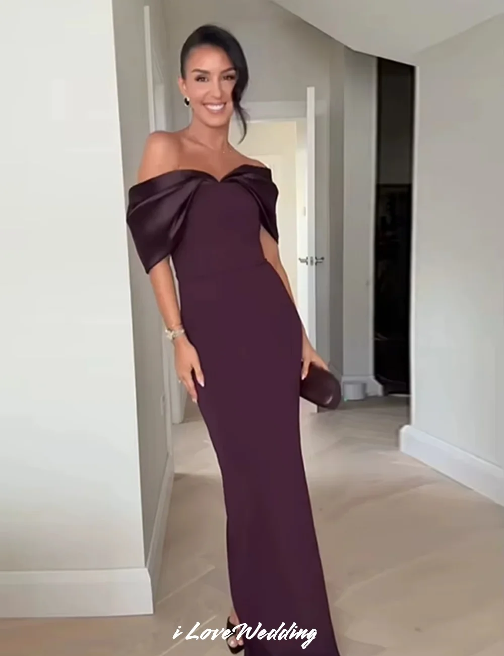 Elegant Dark Purple Off the Shoulder Prom Dress 2025 V-Neck Mermaid Pleat Open Back Floor Length Wedding Party Dress Customized
Elegant Dark Purple Off the Shoulder Prom Dress 2025 V-Neck Mermaid Pleat Open Back Floor Length Wedding Party Dress Customized