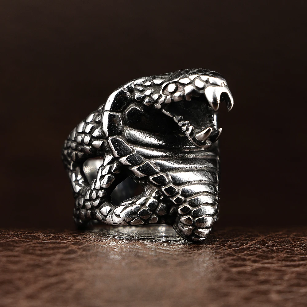 2023 New Cobra Ring for Men Women 316L Stainless Steel Snake Rings Hip Hop Rock Punk Biker Jewelry Accessories Dropshipping
2023 New Cobra Ring for Men Women 316L Stainless Steel Snake Rings Hip Hop Rock Punk Biker Jewelry Accessories Dropshipping