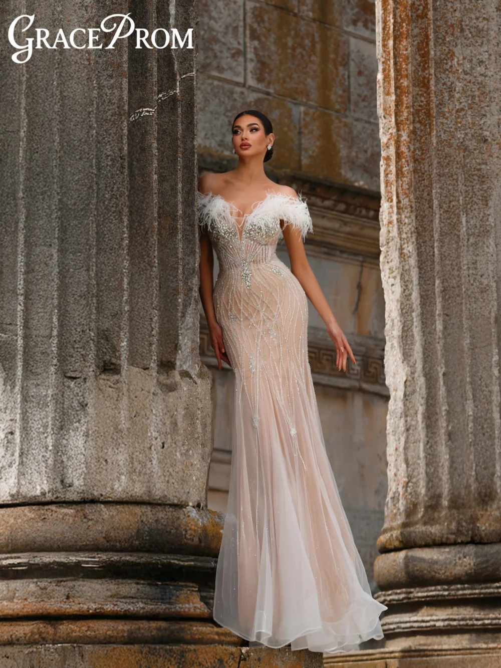 Длинное вечернее платье русалки с блестками и перьями, с открытыми плечами и открытой спиной, свадебное платье, очаровательные платья для выпускного вечера по индивидуальному заказу
Длинное вечернее платье русалки с блестками и перьями, с открытыми плечами и открытой спиной, свадебное платье, очаровательные платья для выпускного вечера по индивидуальному заказу