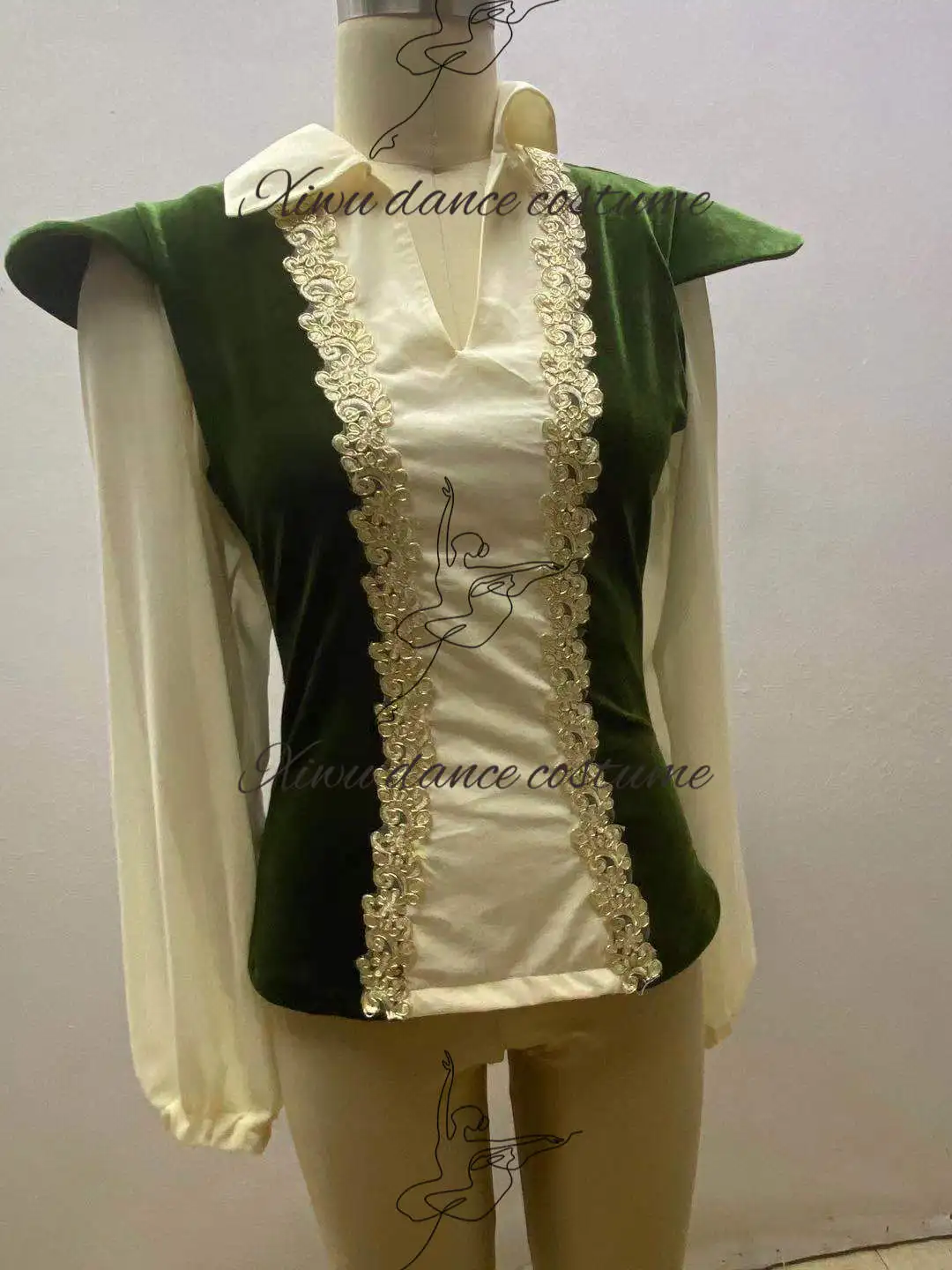 2023 New Custom men's ballet Jacket with gold trim Men's performance Dance Jacket Exquisite universal menswear
2023 New Custom men's ballet Jacket with gold trim Men's performance Dance Jacket Exquisite universal menswear