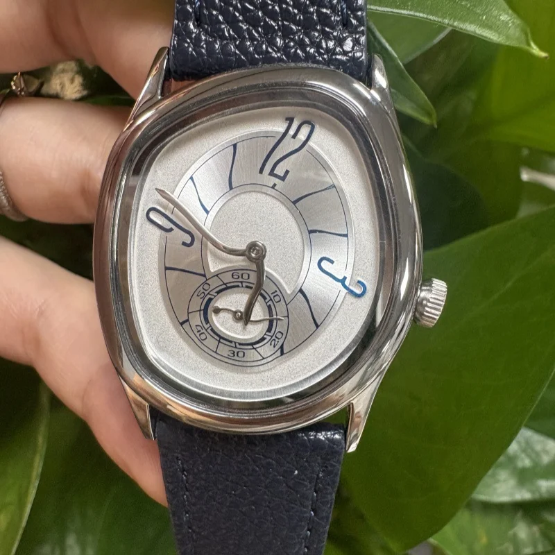 Инновационная серия кварцевых часов специальной формы с китайским механизмом, циферблатом 32 мм, ремешком из натуральной кожи и корпусом из сплава 3ATM
Инновационная серия кварцевых часов специальной формы с китайским механизмом, циферблатом 32 мм, ремешком из натуральной кожи и корпусом из сплава 3ATM