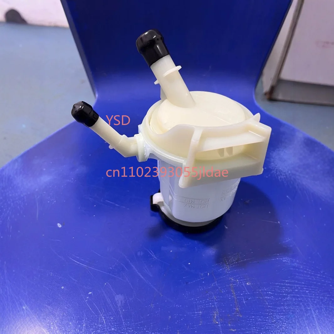 Car Power Steering Pump Oil Reservoir Bottle Fluid Tank
Car Power Steering Pump Oil Reservoir Bottle Fluid Tank