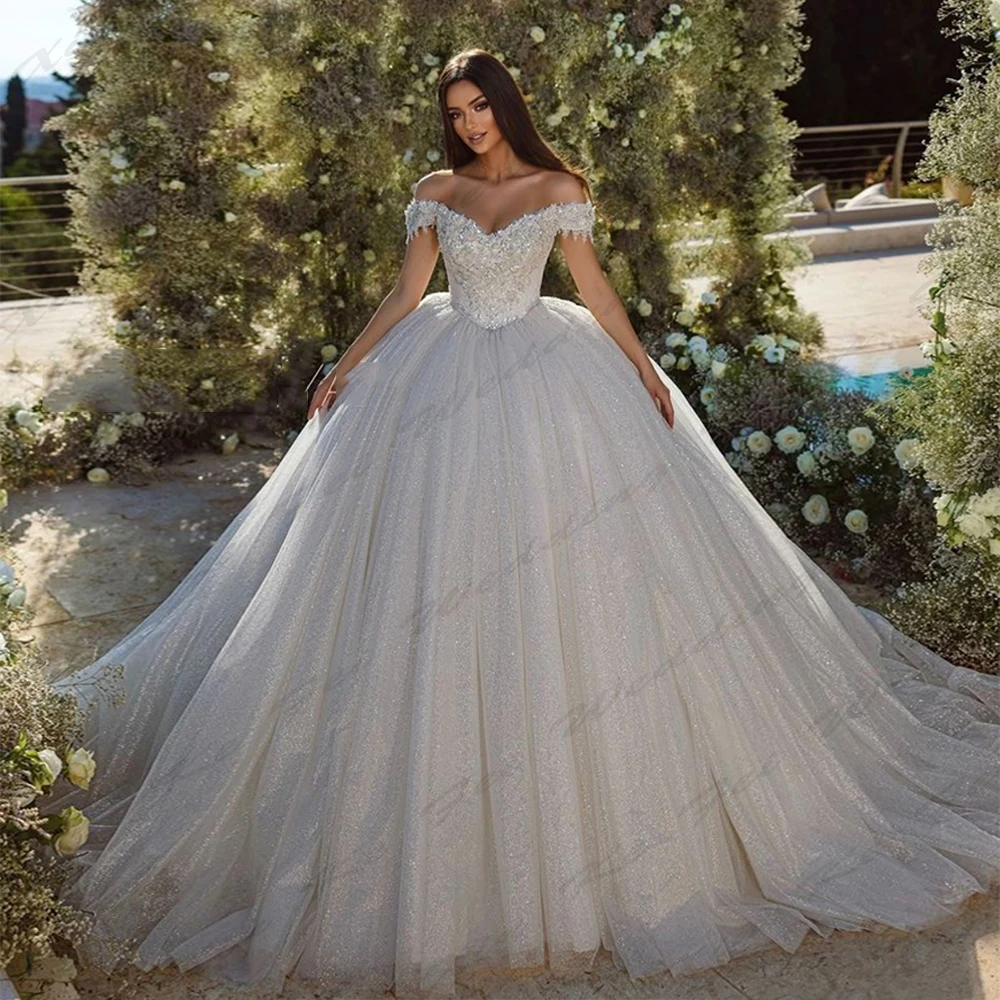 Glitter Women's Elegant Wedding Dresses A-Line Vintage Tulle Sexy One Shoulder Princess Bride Gowns Formal Beach Party فساتين ال
Glitter Women's Elegant Wedding Dresses A-Line Vintage Tulle Sexy One Shoulder Princess Bride Gowns Formal Beach Party فساتين ال