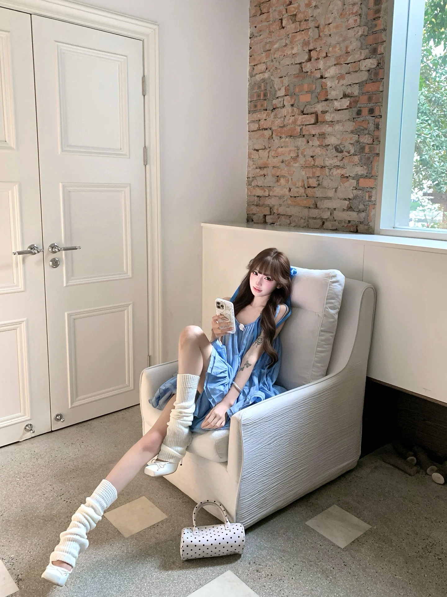 Beach Vacation Two-Piece Set Blue Strap Top Student Summer High-End Short Skirt French Style Loose Fit Knot
Beach Vacation Two-Piece Set Blue Strap Top Student Summer High-End Short Skirt French Style Loose Fit Knot