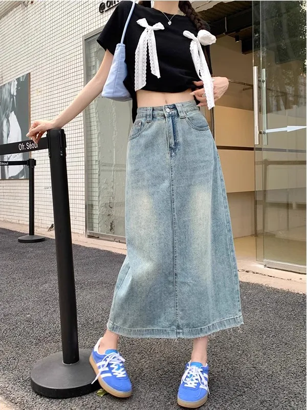 High Waist A-Line Midi Denim Skirt for plus Size Women Spring Summer New Style Vintage Loose Slimming Half-length Skirts
High Waist A-Line Midi Denim Skirt for plus Size Women Spring Summer New Style Vintage Loose Slimming Half-length Skirts