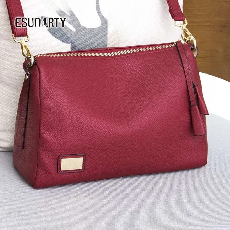 Casual Leather Crossbody Bag for Women 2024 New Faion Simple Design Top Layer Cowhide Single oulder Bag Versatile Leisure
Casual Leather Crossbody Bag for Women 2024 New Faion Simple Design Top Layer Cowhide Single oulder Bag Versatile Leisure
