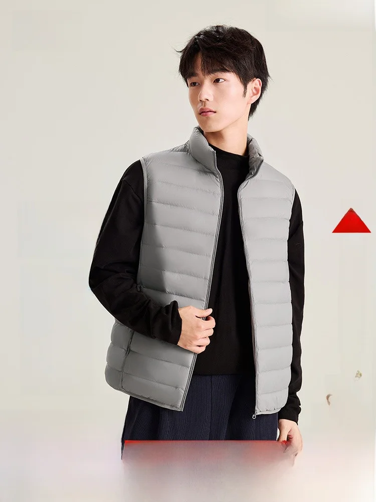 Мужской легкий пуховый жилет Snow Flng 2024 с воротником-стойкой, модный, для активного отдыха, повседневный, из нейлонового волокна
Мужской легкий пуховый жилет Snow Flng 2024 с воротником-стойкой, модный, для активного отдыха, повседневный, из нейлонового волокна