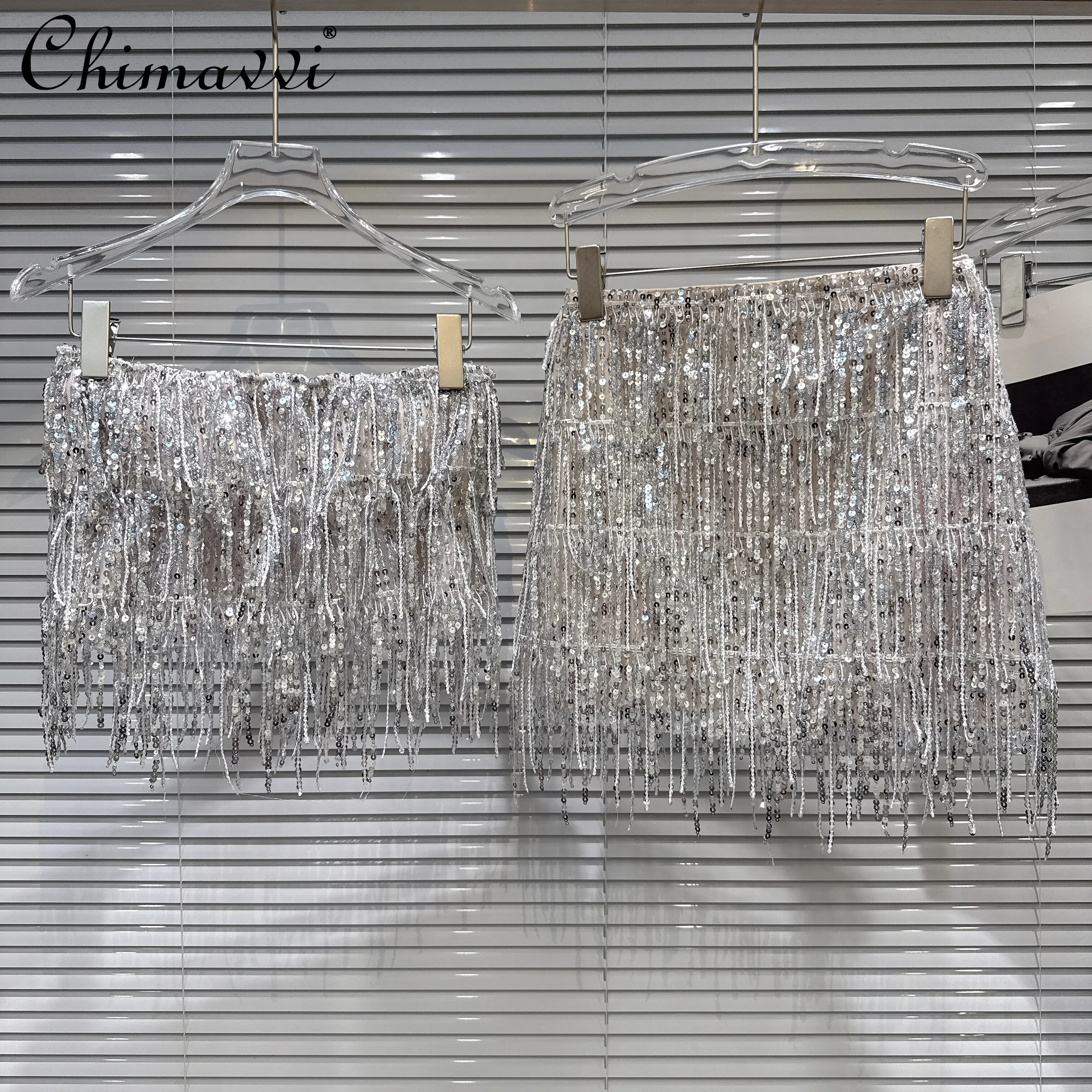 2026 Summer Korean Fashion Elegant Sexy Sequined Bead Tassels Strapless Top High Waist Slim Mini Skirt Two-piece Sets for Women
2026 Summer Korean Fashion Elegant Sexy Sequined Bead Tassels Strapless Top High Waist Slim Mini Skirt Two-piece Sets for Women
