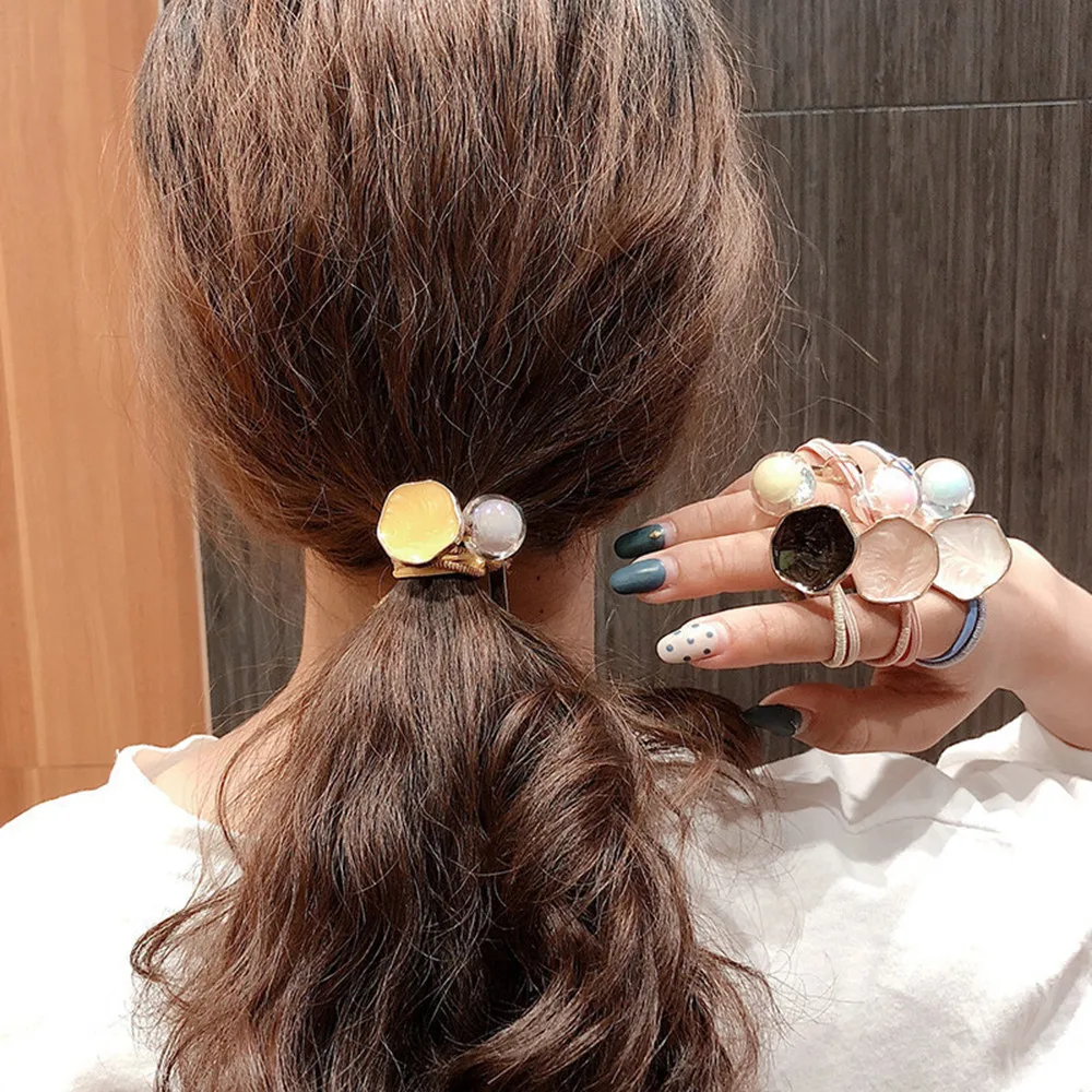 Korean Style High-value Hair Band No Hair Damage High Elasticity Leather Case Ponytail Hair Rope Hairwear
Korean Style High-value Hair Band No Hair Damage High Elasticity Leather Case Ponytail Hair Rope Hairwear
