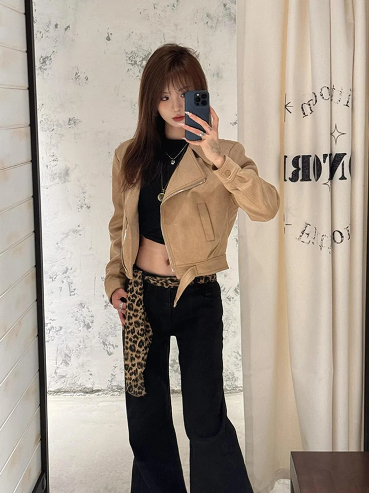 Retro ort Jaet Women's Simple Sle Slimming Design PU Leather Coat for Autumn 2025 Faionable Outerwear without Fur Collar
Retro ort Jaet Women's Simple Sle Slimming Design PU Leather Coat for Autumn 2025 Faionable Outerwear without Fur Collar