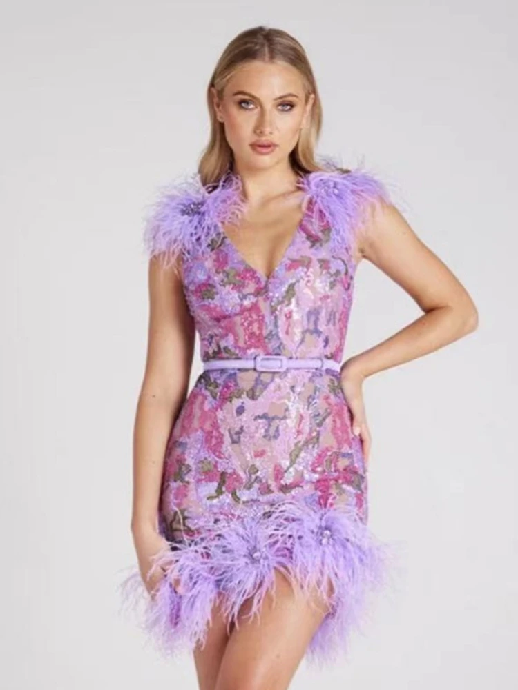 2023 Women's Sexy V-neck Sleeveless Backless Luxury Feather Diamond Mini Dress Elegant Celebrity Evening Club Dress
2023 Women's Sexy V-neck Sleeveless Backless Luxury Feather Diamond Mini Dress Elegant Celebrity Evening Club Dress