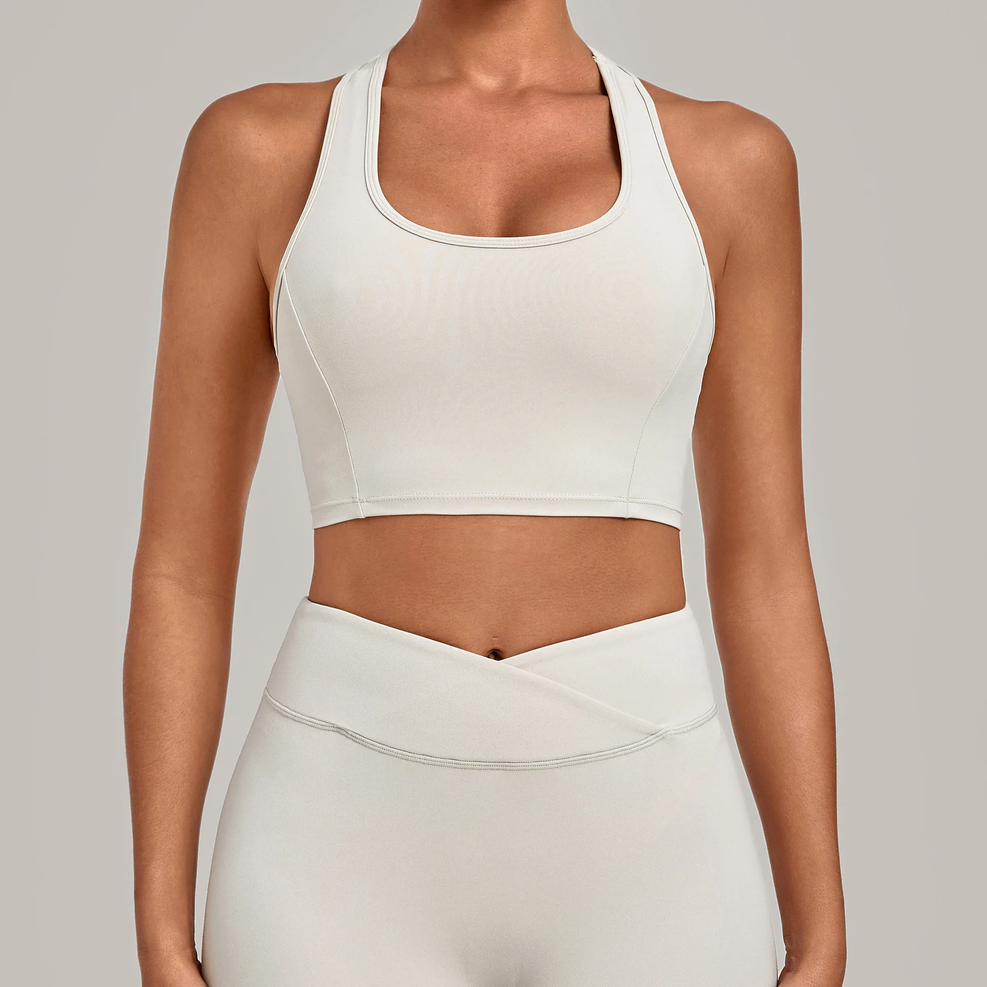 Women's Sports Vest Breathable Anti Breast Vibration Tight-fitting Gym Workout Yoga Vest Outdoor Running Fitness Yoga Wear Top
Women's Sports Vest Breathable Anti Breast Vibration Tight-fitting Gym Workout Yoga Vest Outdoor Running Fitness Yoga Wear Top