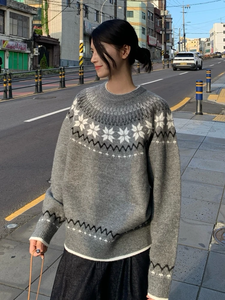 Ретро-свитер в американском стиле Fair Isle, свободный крой, осенне-зимний узор, для пар, с длинными рукавами, круглым вырезом, теплый топ
Ретро-свитер в американском стиле Fair Isle, свободный крой, осенне-зимний узор, для пар, с длинными рукавами, круглым вырезом, теплый топ