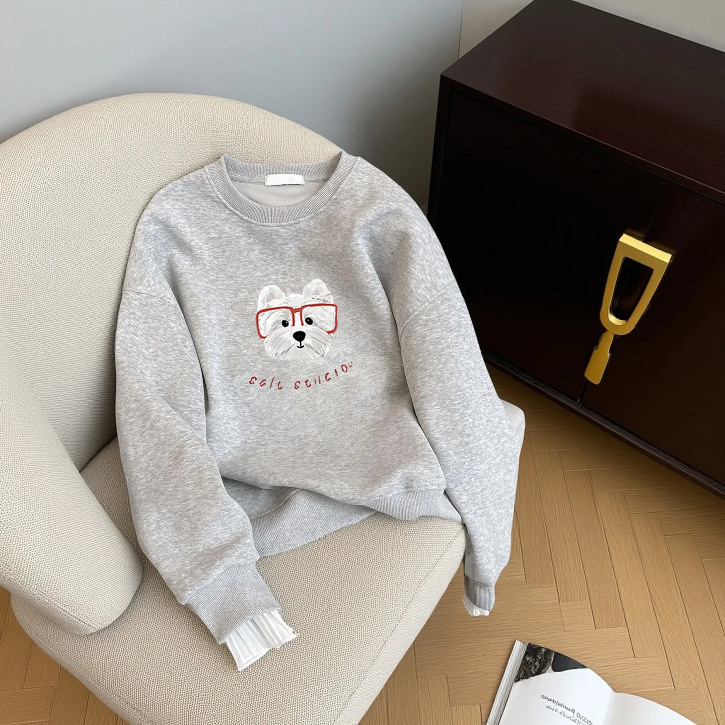 Женская толстовка оверсайз в американском стиле с мультяшным принтом, модный весенне-осенний дизайн, облегающий топ
Женская толстовка оверсайз в американском стиле с мультяшным принтом, модный весенне-осенний дизайн, облегающий топ