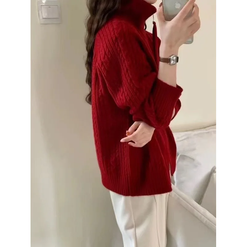 Кардиган, пальто, женский осенне-зимний свитер 2026, женский новый короткий полосатый трикотаж на молнии, свободный кардиган, женская куртка
Кардиган, пальто, женский осенне-зимний свитер 2026, женский новый короткий полосатый трикотаж на молнии, свободный кардиган, женская куртка