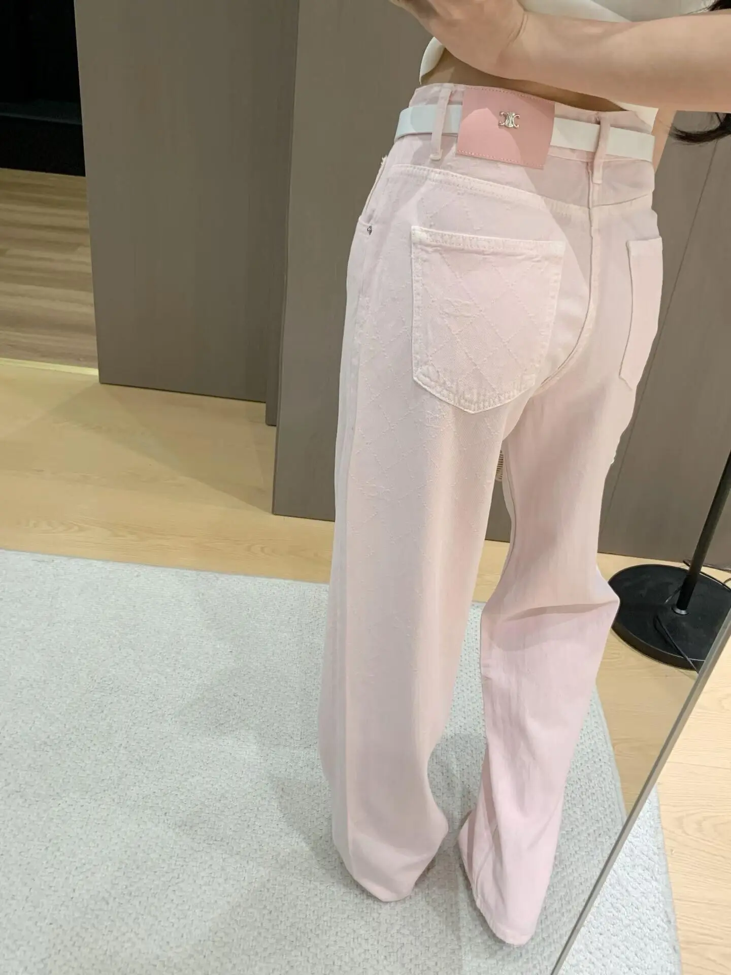 American Heavyweight Floral Embroidery High Waist Straight Leg Pink Jeans Women's Loose Wide Leg Floor-Length Pants
American Heavyweight Floral Embroidery High Waist Straight Leg Pink Jeans Women's Loose Wide Leg Floor-Length Pants