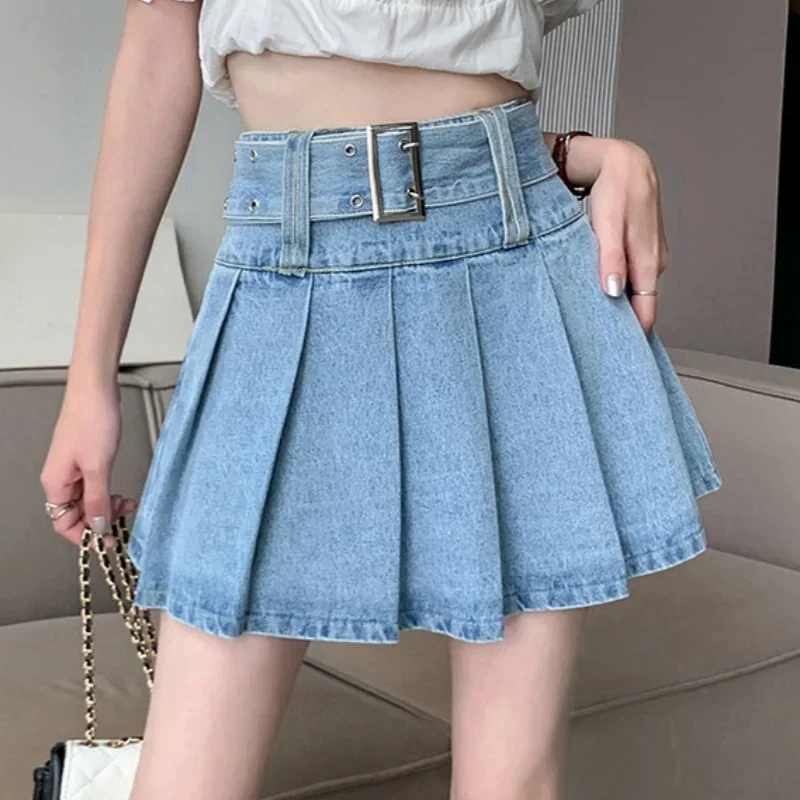 Seoulish Hotsweet Women's Denim Pleated Skirts 2025 Spring Summer New Fashionable High Waist A-line Mini Skirts for Women
Seoulish Hotsweet Women's Denim Pleated Skirts 2025 Spring Summer New Fashionable High Waist A-line Mini Skirts for Women