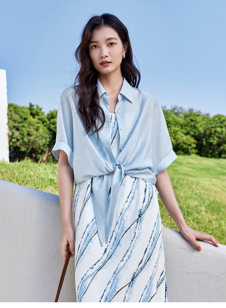 SENTUBILA solid Tie-up shirt for women 2025 spring summer lapel blusas para mujer commute single breasted blouse 152C58681
SENTUBILA solid Tie-up shirt for women 2025 spring summer lapel blusas para mujer commute single breasted blouse 152C58681