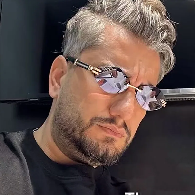 2025 New Fashionable Rhombus Rimless Sunglasses Men's Sunscreen Sunglasses Men's High-end Driving Glasses
2025 New Fashionable Rhombus Rimless Sunglasses Men's Sunscreen Sunglasses Men's High-end Driving Glasses