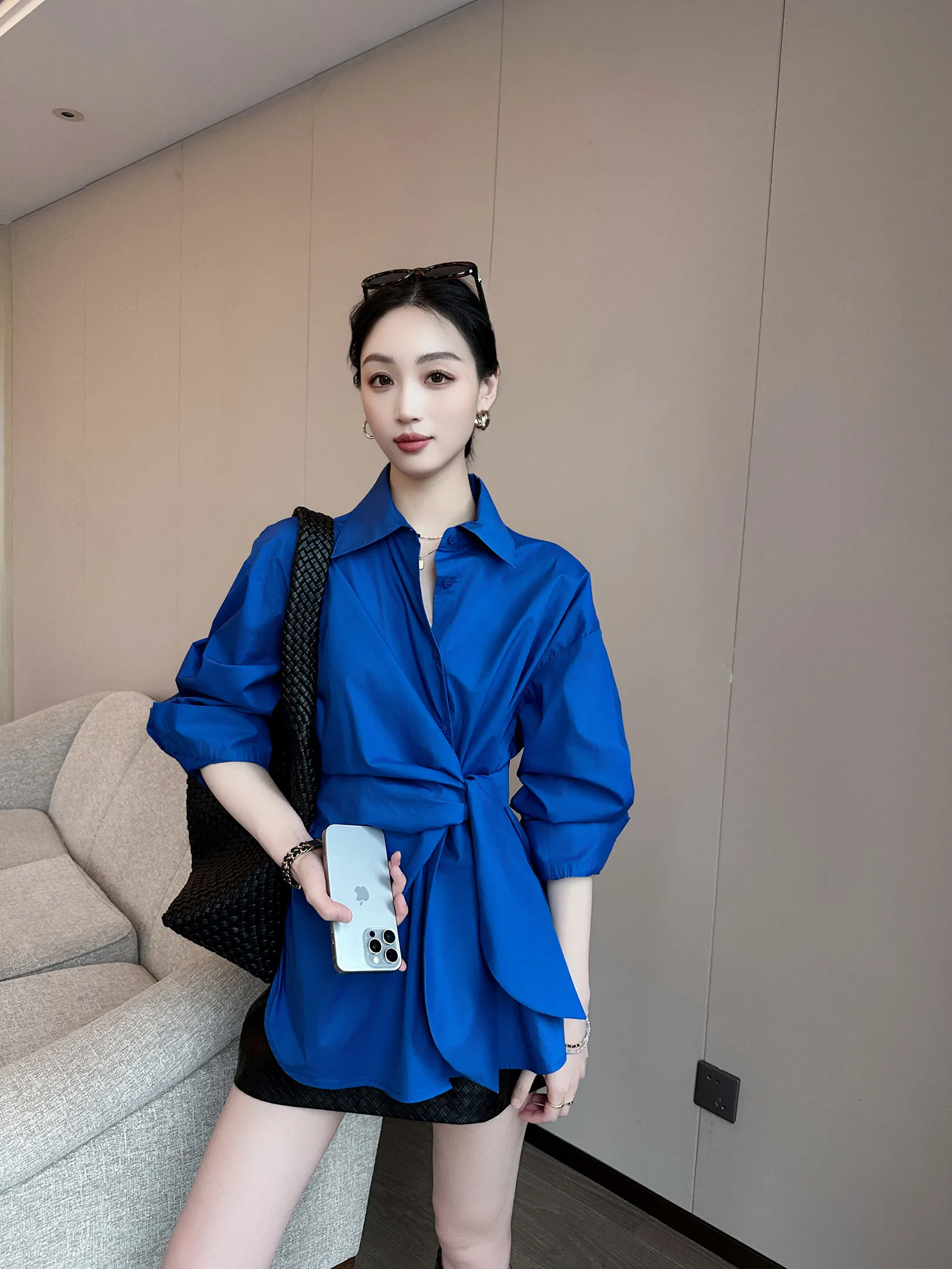 plus Size Women's Blue Korean Style Long Sleeve Shirt Tie Waist Stand Collar Spring New White Enhancing Fashion Top
plus Size Women's Blue Korean Style Long Sleeve Shirt Tie Waist Stand Collar Spring New White Enhancing Fashion Top