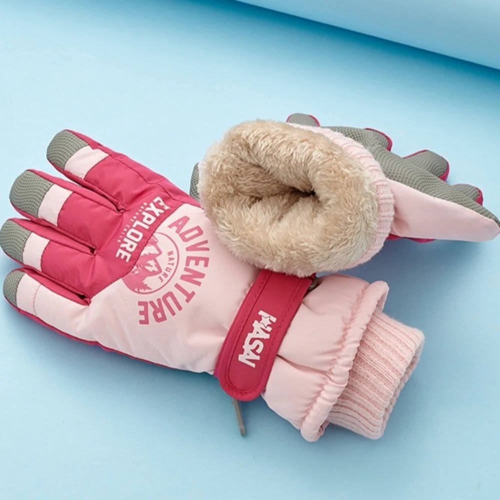 Детские зимние лыжные перчатки, водонепроницаемые и морозостойкие уличные перчатки, теплые и нескользящие перчатки с героями мультфильмов, подарки для детей
Детские зимние лыжные перчатки, водонепроницаемые и морозостойкие уличные перчатки, теплые и нескользящие перчатки с героями мультфильмов, подарки для детей