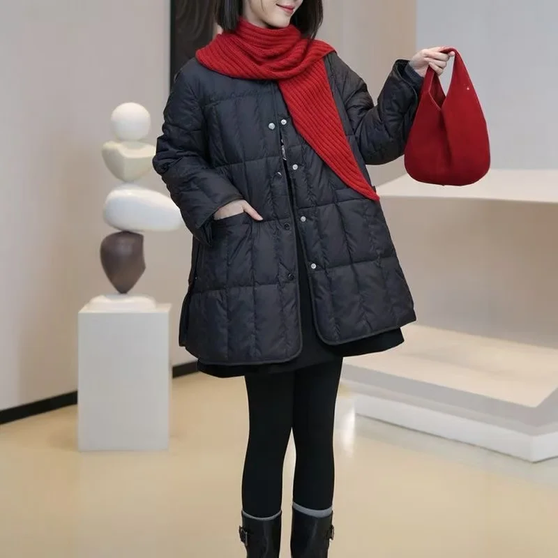 Женское свободное зимнее пальто миди в клетку Thiened Cotton Jaet, корейское длинное свековое пальто с застежкой на одной пуговице
Женское свободное зимнее пальто миди в клетку Thiened Cotton Jaet, корейское длинное свековое пальто с застежкой на одной пуговице