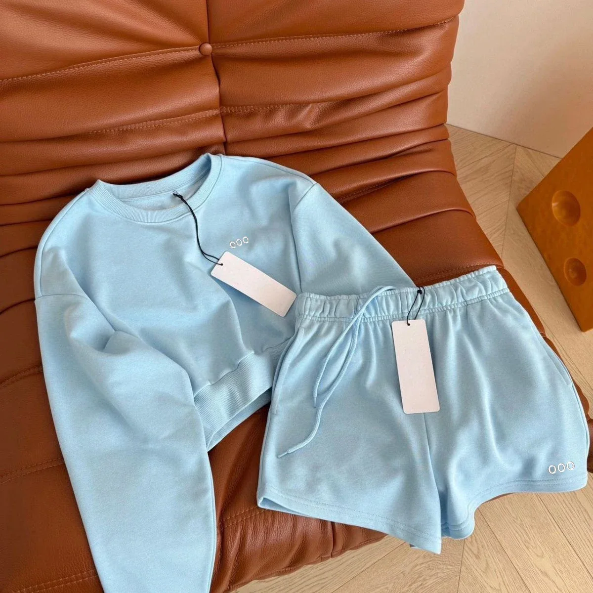 2026 Summer New Casual Sports Round Neck Short Top and Elastic Waist Shorts Set Two Piece Set
2026 Summer New Casual Sports Round Neck Short Top and Elastic Waist Shorts Set Two Piece Set