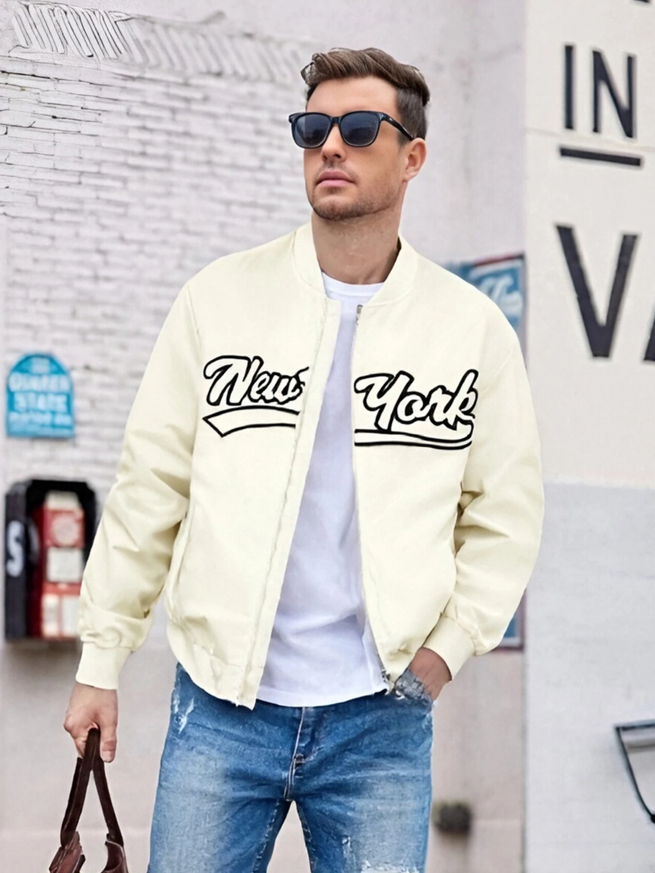 Men's Spring and Autumn Thin Casual Jacket, Solid Color Printed Baseball Jacket, Suitable for Outdoor Sports and Leisure
Men's Spring and Autumn Thin Casual Jacket, Solid Color Printed Baseball Jacket, Suitable for Outdoor Sports and Leisure