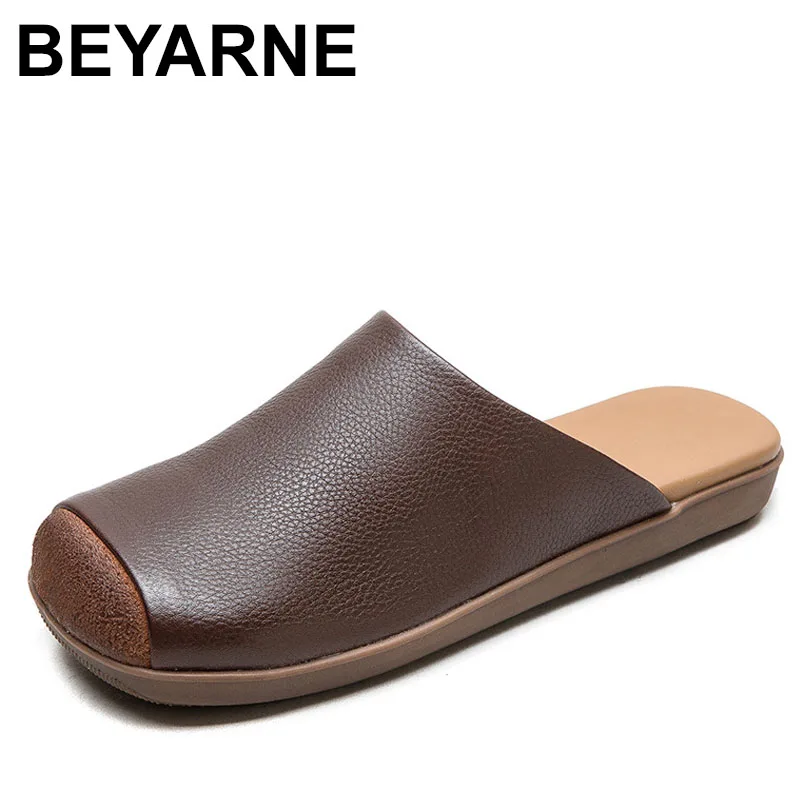 Summer New Retro Genuine Leather Slippers Round Toe Mixed Colors Soft Sole Women Outdoor Slides
Summer New Retro Genuine Leather Slippers Round Toe Mixed Colors Soft Sole Women Outdoor Slides