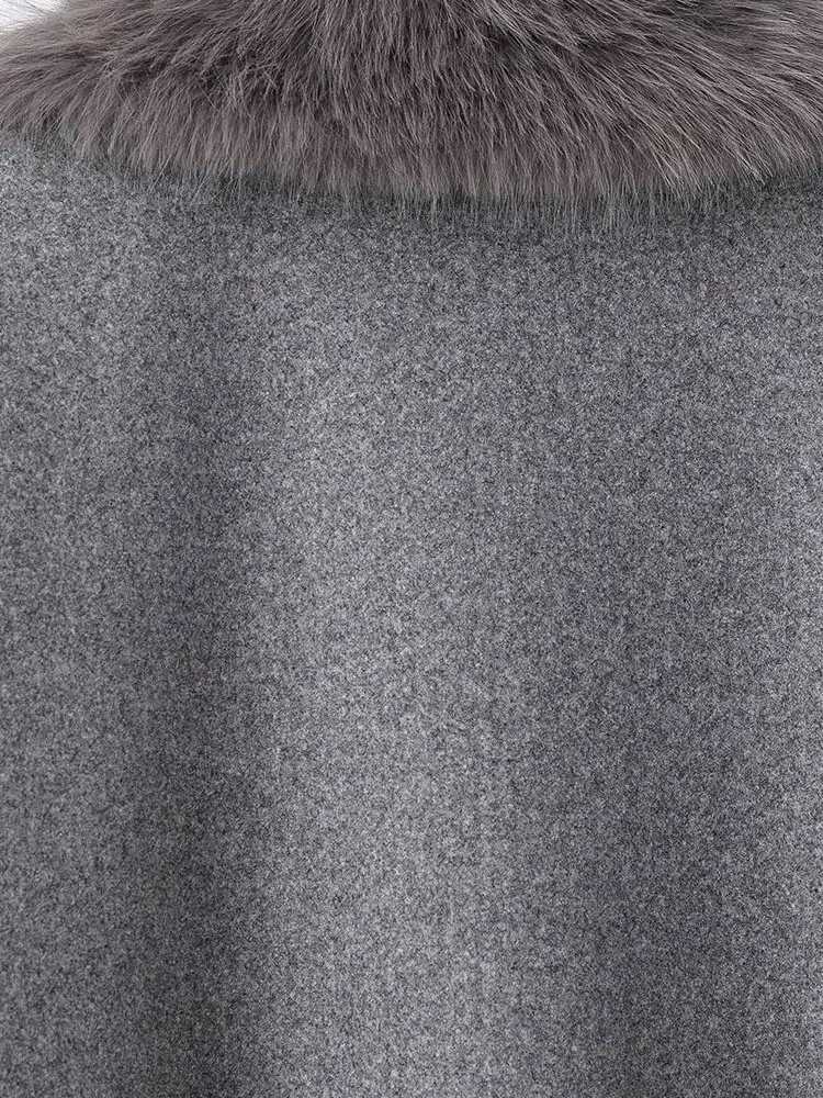 HH женская зимняя мода 2025 года, свободная универсальная короткая куртка с меховым воротником, женское шикарное уличное повседневное пальто с карманами и длинными рукавами
HH женская зимняя мода 2025 года, свободная универсальная короткая куртка с меховым воротником, женское шикарное уличное повседневное пальто с карманами и длинными рукавами