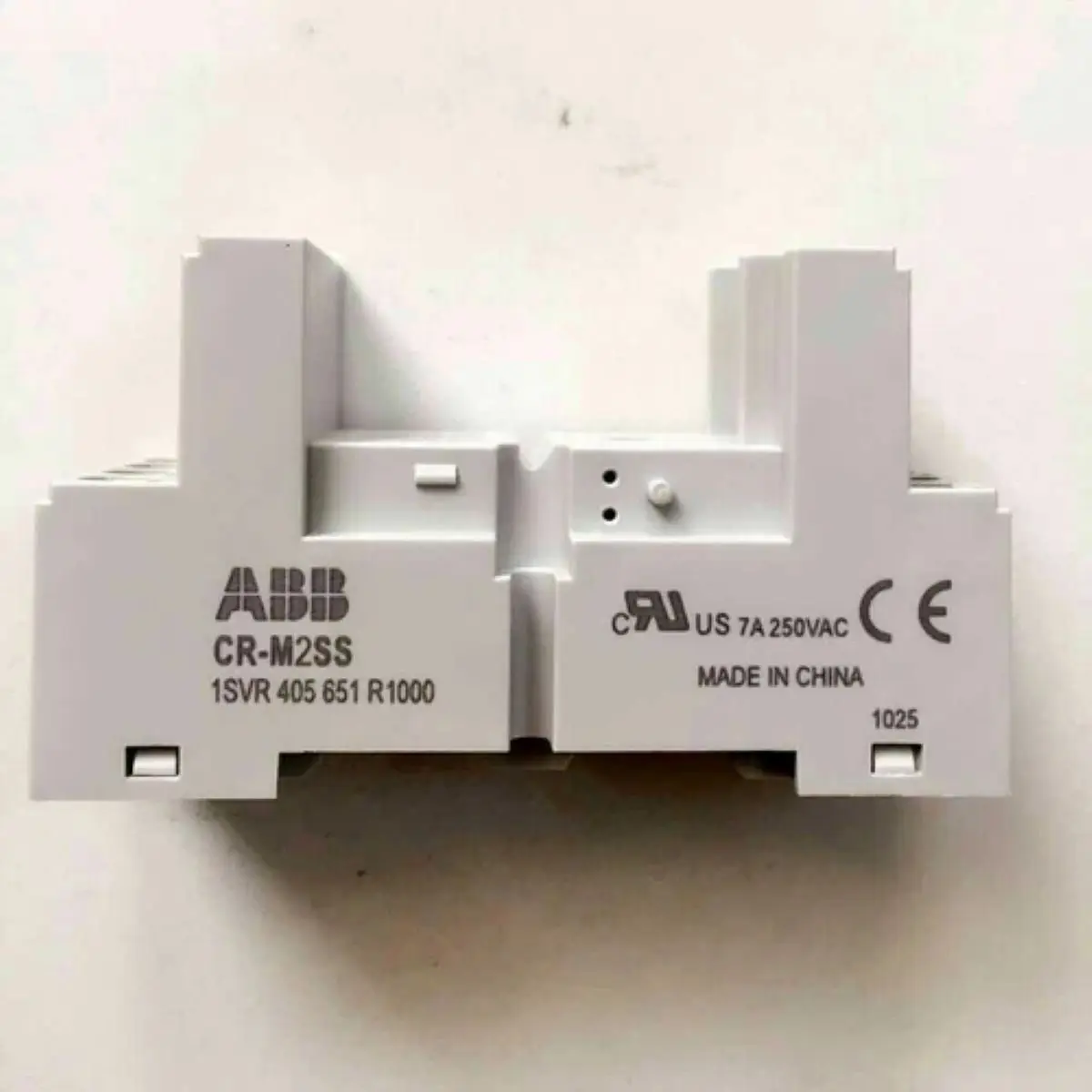 CR-M2SS 10095966 1SVR405651R1000 Standard socket for 2c/o CR-M relay
CR-M2SS 10095966 1SVR405651R1000 Standard socket for 2c/o CR-M relay