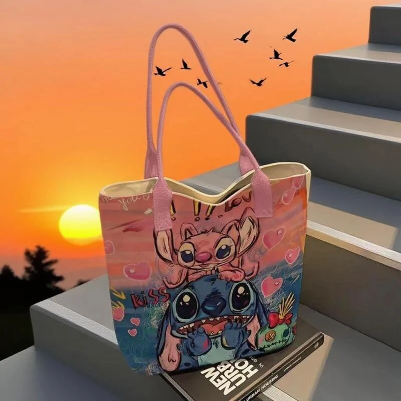 Сумка на плечо с рисунком Лило и Стич в стиле аниме, сумка на плечо с узором, женские сумки-тоут, сумки унисекс с Джокером, пригородная сумка, подарки
Сумка на плечо с рисунком Лило и Стич в стиле аниме, сумка на плечо с узором, женские сумки-тоут, сумки унисекс с Джокером, пригородная сумка, подарки