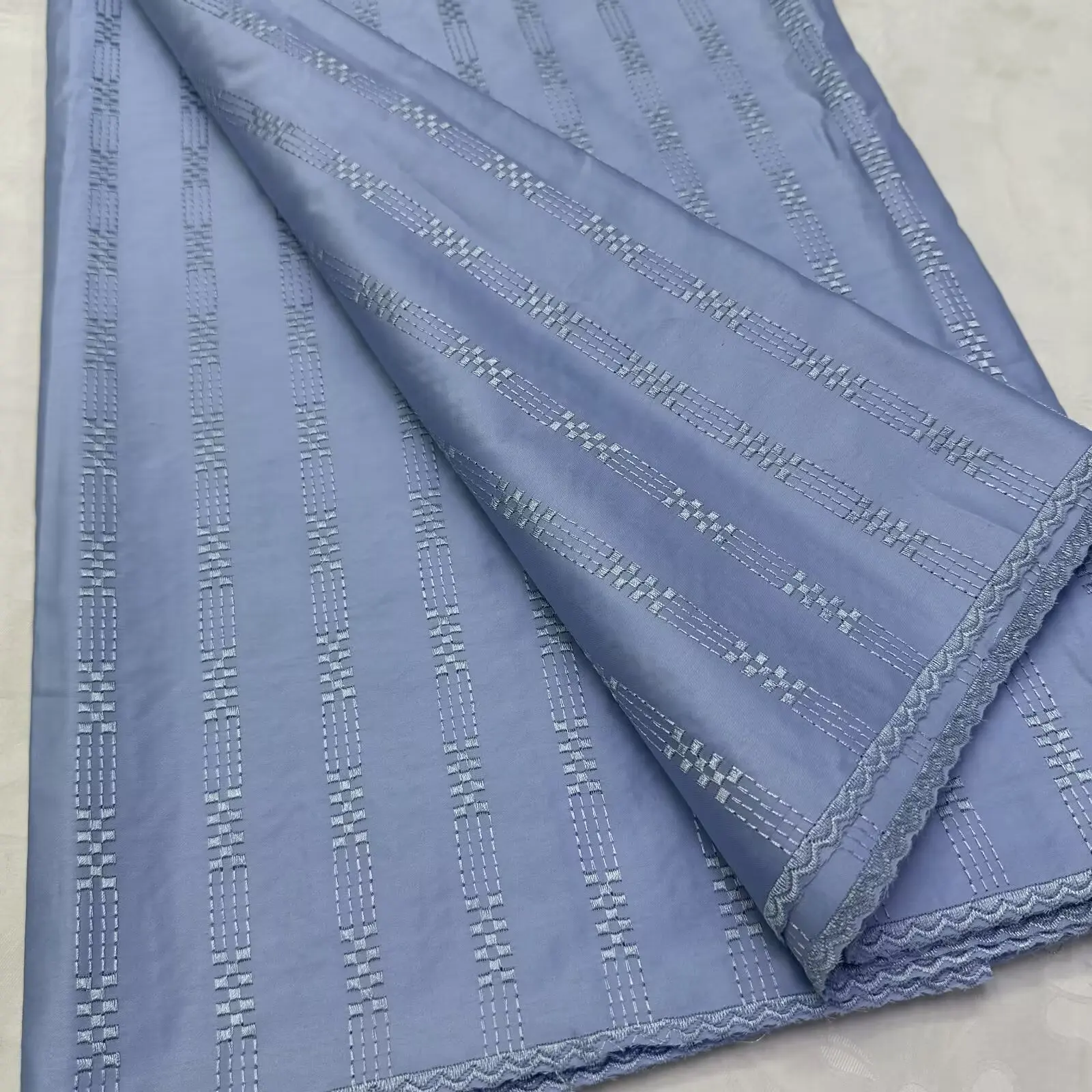 New Design 100% Cotton African Fabric High Quality Swiss Voile Polish Lace Cotton Fabrics For Men And Women Clothing
New Design 100% Cotton African Fabric High Quality Swiss Voile Polish Lace Cotton Fabrics For Men And Women Clothing