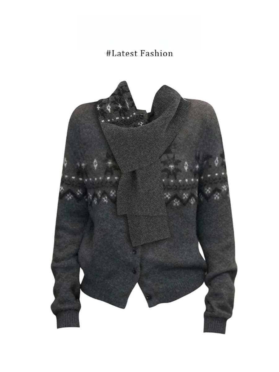 Gray Scarf Collar Hanging Neck Jacket Women's Fashion Set Winter Warm Long Sleeve round Neck Loose Fit Casual Style Two-Piece...
Gray Scarf Collar Hanging Neck Jacket Women's Fashion Set Winter Warm Long Sleeve round Neck Loose Fit Casual Style Two-Piece...