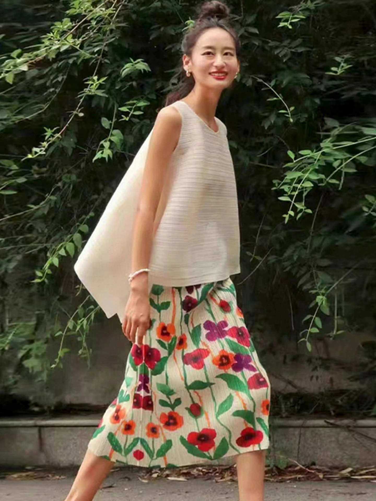 Floral Print Comfortable Pleated Simple Style Mid-Length A-Line Skirt High Waist Slimming Summer New Arrival Women's Skirt
Floral Print Comfortable Pleated Simple Style Mid-Length A-Line Skirt High Waist Slimming Summer New Arrival Women's Skirt