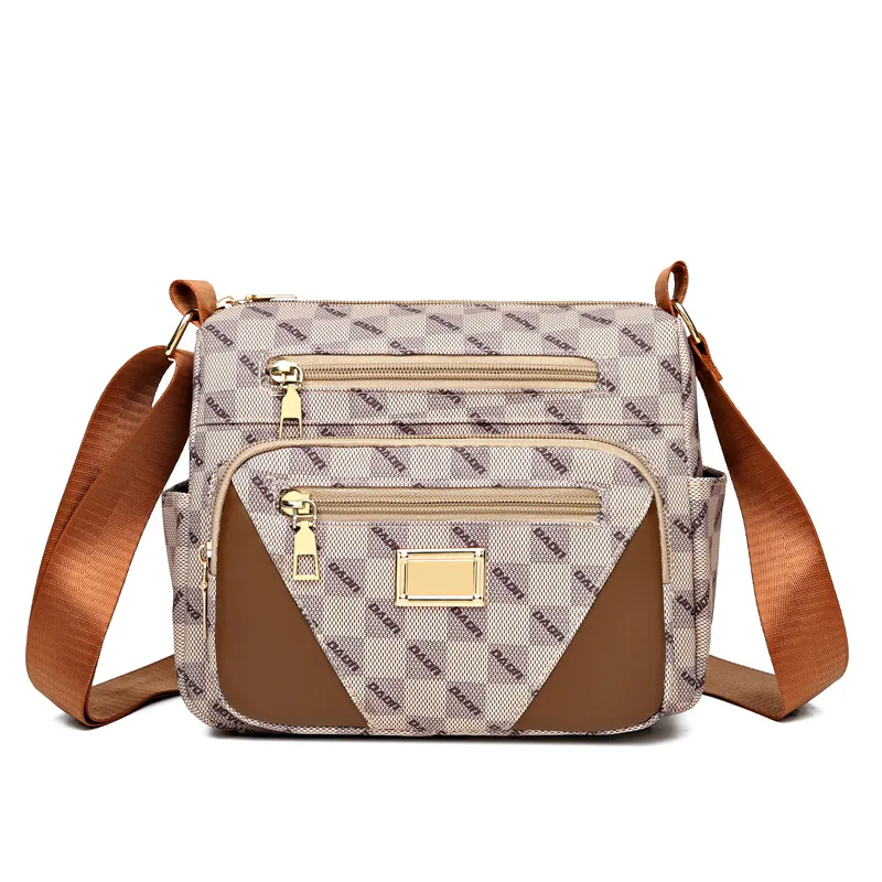 Small Square Bag Plaid Pattern Metal Decor Vintage Crossbody Shoulder Bag High-Quality, Fashionable & Versatile Travel Purse
Small Square Bag Plaid Pattern Metal Decor Vintage Crossbody Shoulder Bag High-Quality, Fashionable & Versatile Travel Purse