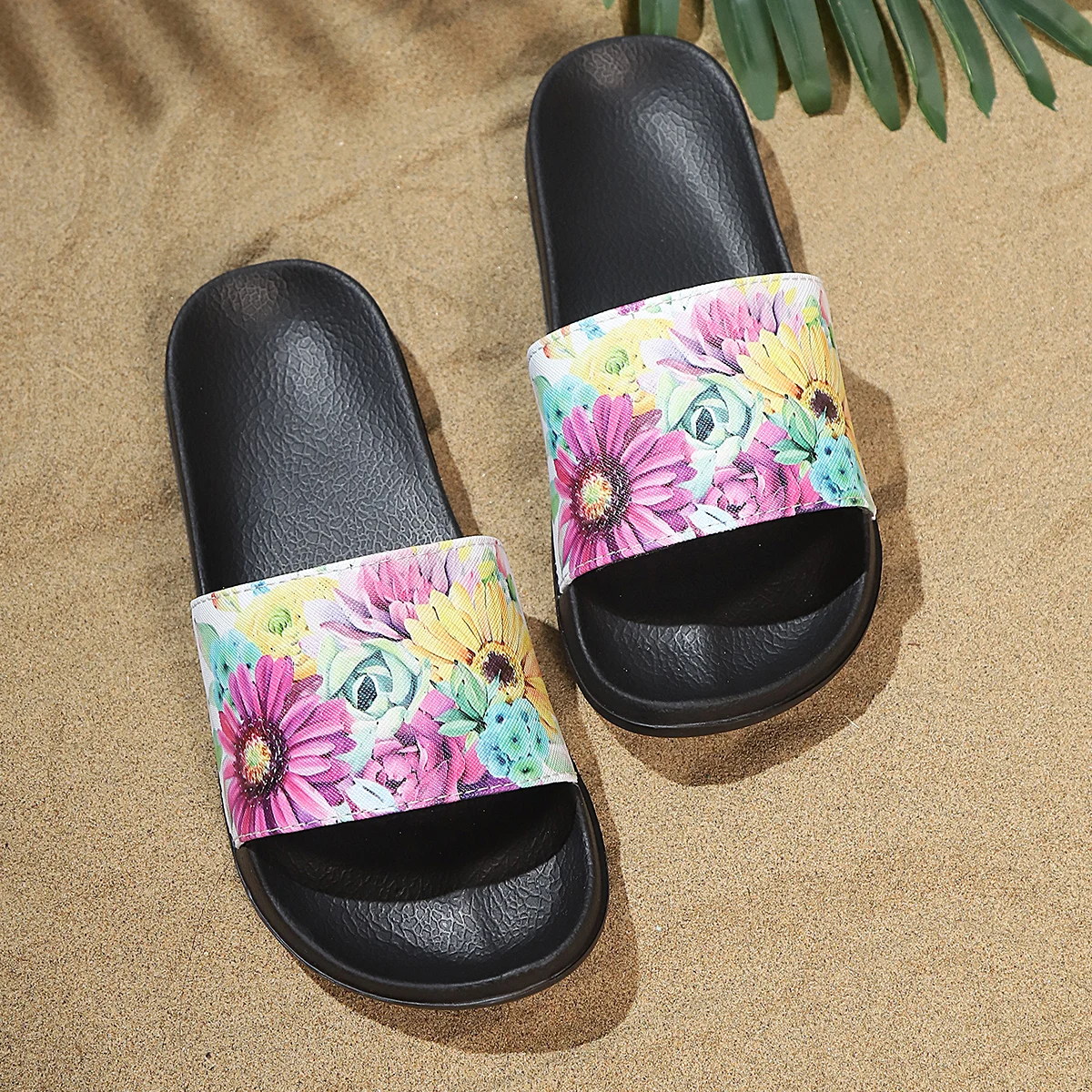 Women's Fashionable Printed Casual Slippers - Lightweight Indoor and Outdoor Home Shoes, Featuring a Beautiful and Stylish Design, Breathable Fabric Lining, and Daisy Floral Design, Suitable for Home, Garden, and Beach Use, Comfortable for All Seasons
Women's Fashionable Printed Casual Slippers - Lightweight Indoor and Outdoor Home Shoes, Featuring a Beautiful and Stylish Design, Breathable Fabric Lining, and Daisy Floral Design, Suitable for Home, Garden, and Beach Use, Comfortable for All Seasons