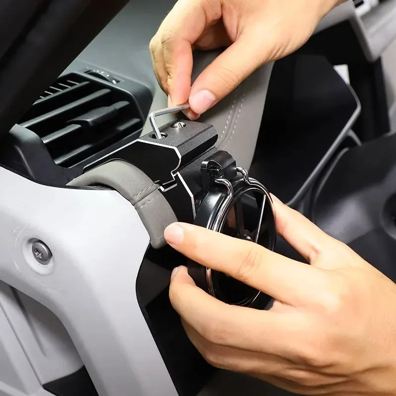 For Land Rover Defender 90 110 130 2020-24 Aluminum Alloy Black Car Dashboard Drink Holder Water Cup Holder Trim Car Accessories
For Land Rover Defender 90 110 130 2020-24 Aluminum Alloy Black Car Dashboard Drink Holder Water Cup Holder Trim Car Accessories