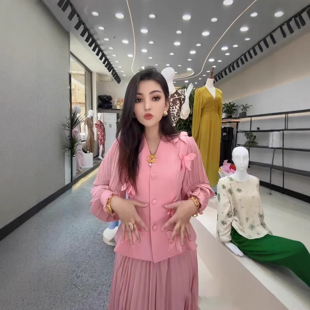2025 Spring New Bowknot Blazer Pleated Skirt Set Vestidos De Vacaciones Fashion 2025 Summer Dress Robe Vestido Women Party
2025 Spring New Bowknot Blazer Pleated Skirt Set Vestidos De Vacaciones Fashion 2025 Summer Dress Robe Vestido Women Party