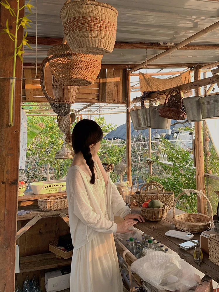 Женский вязаный кардиган Ele Lazy Sle из тонкой шерсти с V-образным вырезом и длинными рукавами, летняя модель
Женский вязаный кардиган Ele Lazy Sle из тонкой шерсти с V-образным вырезом и длинными рукавами, летняя модель