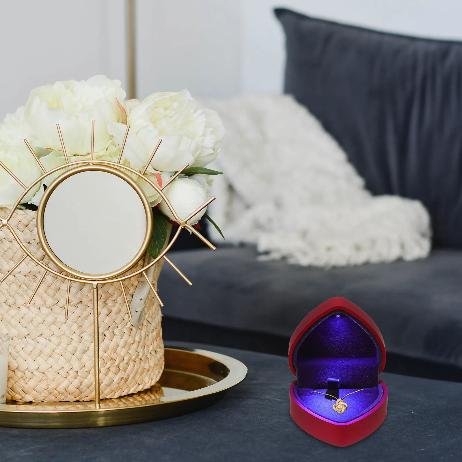 Heart Design Plastic Jewelry Box Blue LED Light Romantic Jewelry Storage Case Proposal Gift Packing Plastic LED Light Box
Heart Design Plastic Jewelry Box Blue LED Light Romantic Jewelry Storage Case Proposal Gift Packing Plastic LED Light Box