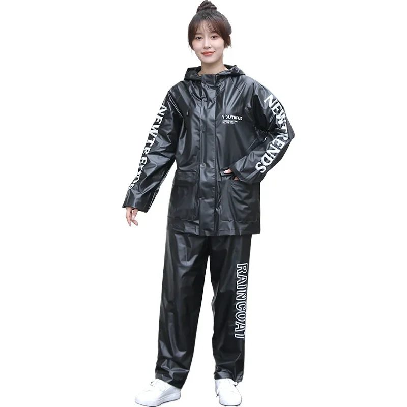Stormproof Waterproof Lightweight Durable Breathable Rain Suit for Motorcycle & E-Bike Riding Two-Piece High Visibility
Stormproof Waterproof Lightweight Durable Breathable Rain Suit for Motorcycle & E-Bike Riding Two-Piece High Visibility