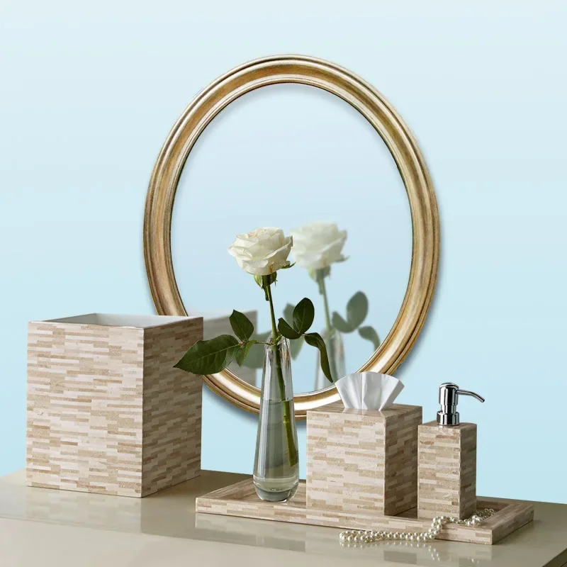 Dresser European paint bedroom small apartment white dresser French mini decorative mirror
Dresser European paint bedroom small apartment white dresser French mini decorative mirror