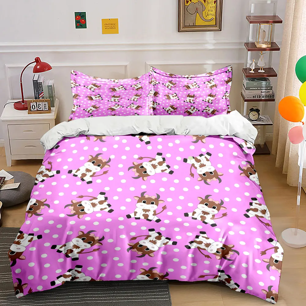 Cute Cows Pattern on Pink Pattern Duvet Cover Set Digital Print Colorful Polyester Bedding with Zipper Closur for kids gifts
Cute Cows Pattern on Pink Pattern Duvet Cover Set Digital Print Colorful Polyester Bedding with Zipper Closur for kids gifts