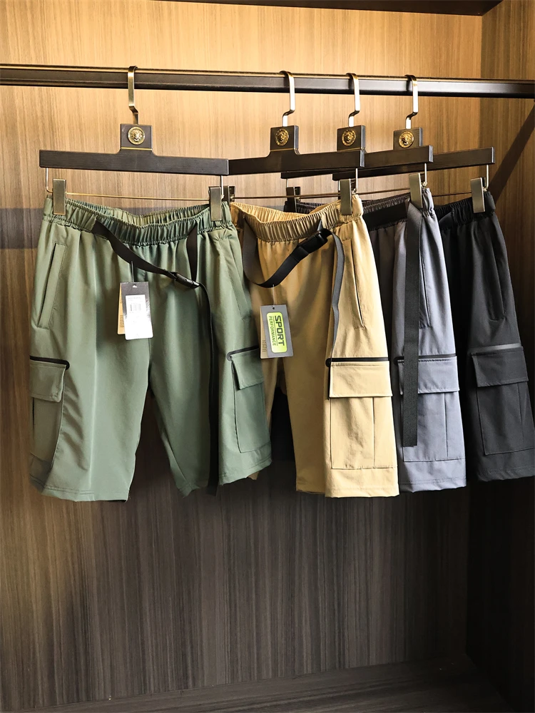 Высококачественные легкие технические мужские спортивные штаны Qui-Dry, повседневные, модные, городские, прямые, с эластичной резинкой на талии, длиной пять четвертей
Высококачественные легкие технические мужские спортивные штаны Qui-Dry, повседневные, модные, городские, прямые, с эластичной резинкой на талии, длиной пять четвертей