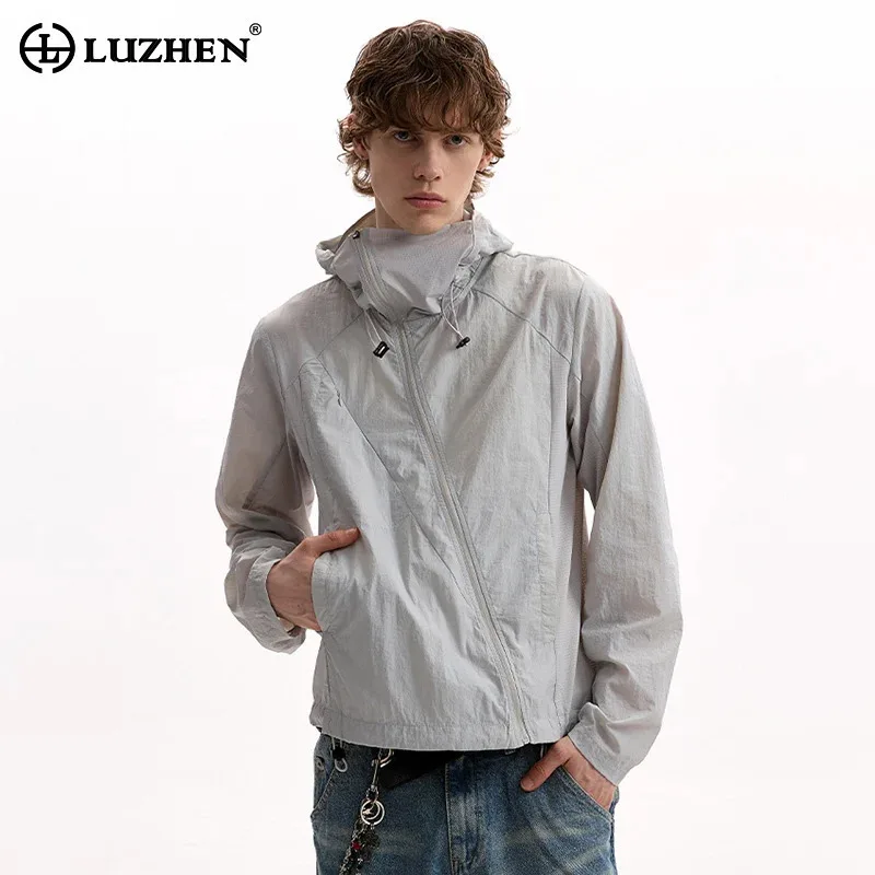 LUZHEN Original High Quality Slant Zipper Design Breathable Outdoor Jacket Men's 2025 Solid Color Handsome Casual Coat JY2435
LUZHEN Original High Quality Slant Zipper Design Breathable Outdoor Jacket Men's 2025 Solid Color Handsome Casual Coat JY2435