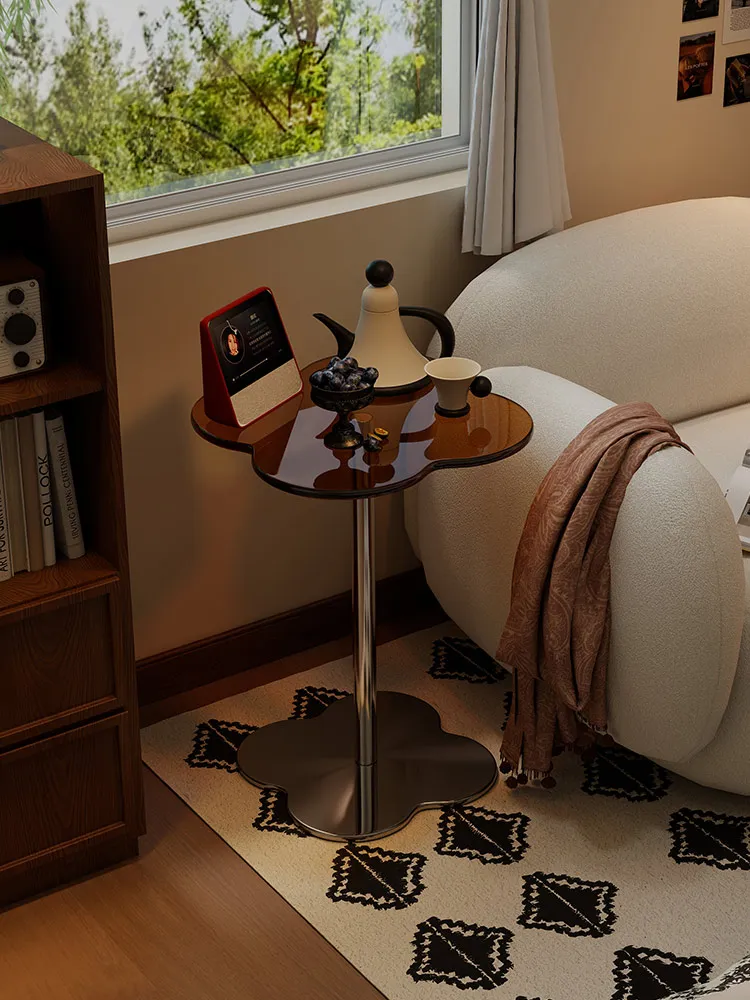 Retro Living Room Sofa Light Luxury Side Table Balcony Leisure Coffee Table Wrought Iron Corner Table Bedside Shelf
Retro Living Room Sofa Light Luxury Side Table Balcony Leisure Coffee Table Wrought Iron Corner Table Bedside Shelf