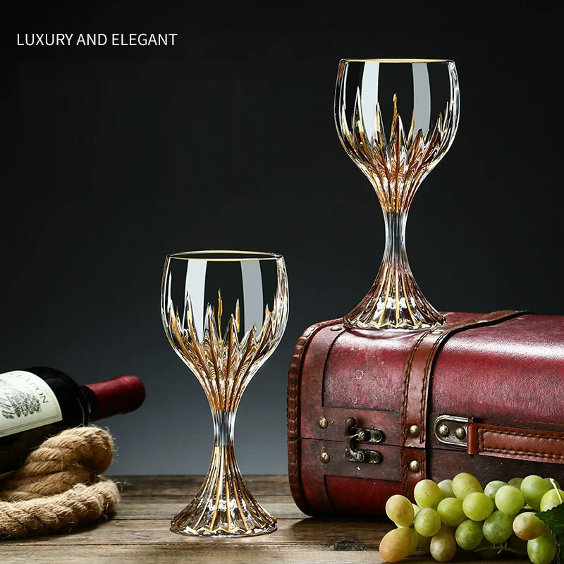 European high-end and exquisite lead-free gold glass wine glasses, household thickened crystal wine glasses handicrafts
European high-end and exquisite lead-free gold glass wine glasses, household thickened crystal wine glasses handicrafts